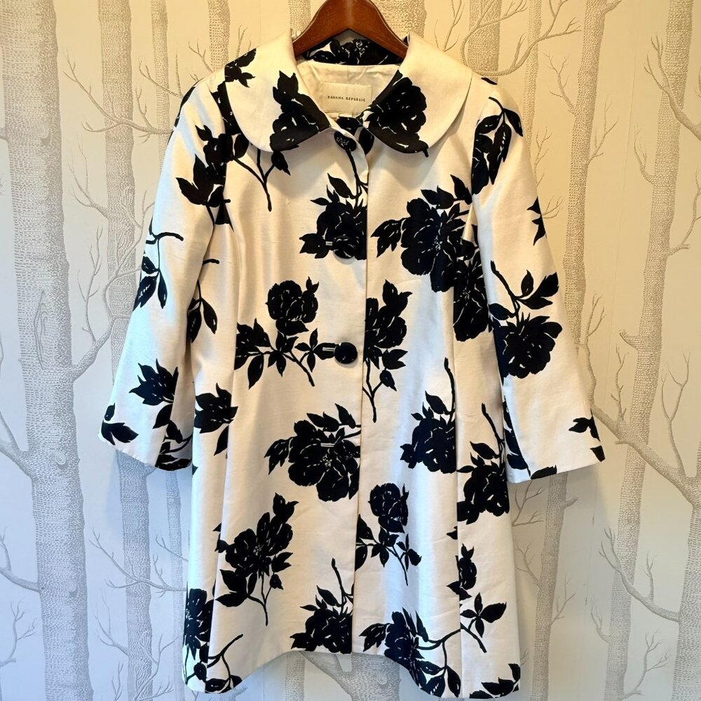 Banana Republic Floral Silk Topper Coat-- Size Large - Picture 9 of 12